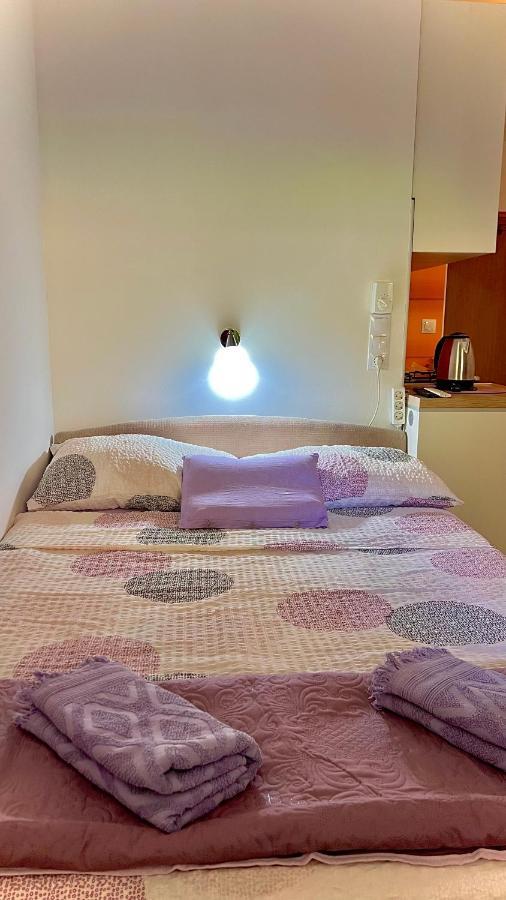 Apartments Neven Оміш Екстер'єр фото