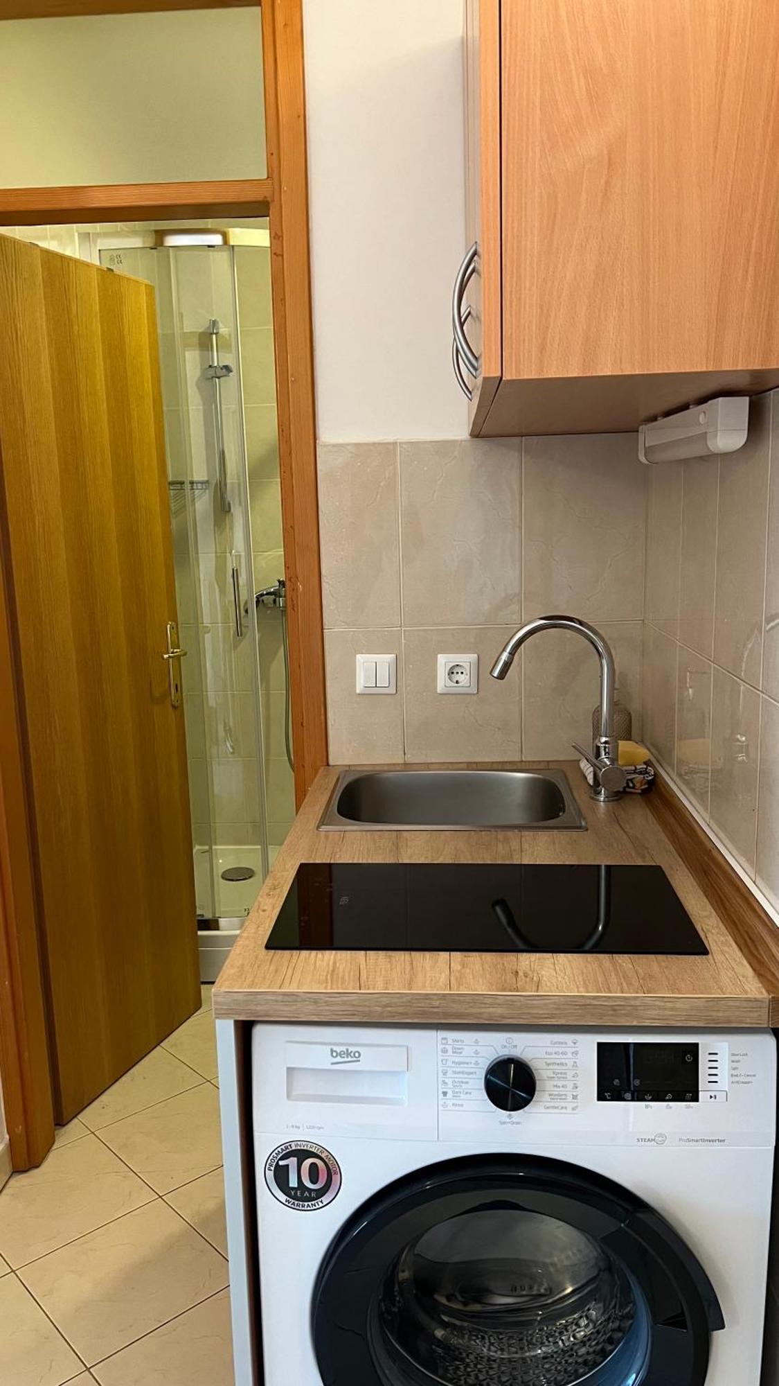 Apartments Neven Оміш Екстер'єр фото